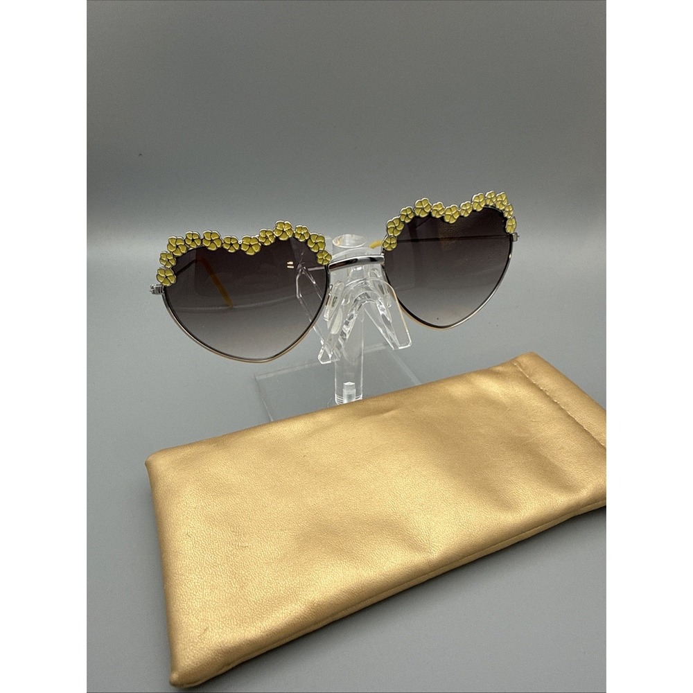 CIRCUS IVY by Sam Edelman Daisy Flowers Embellished  Heart SUNGLASSES & Case HOT